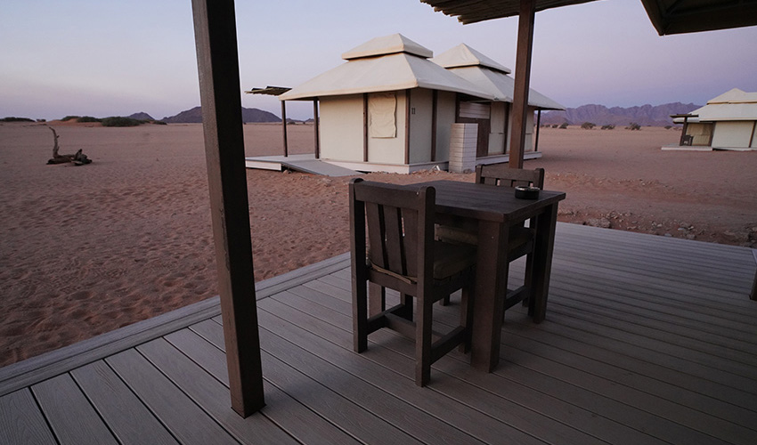 Dead Valley Lodge chalet