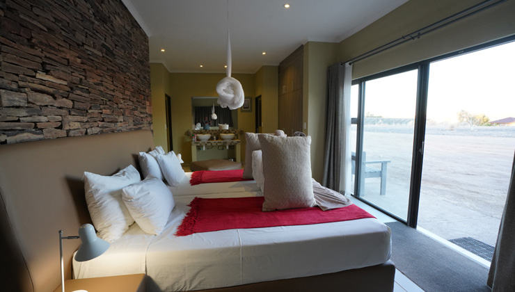 NWR Etosha National Park Hobas Lodge