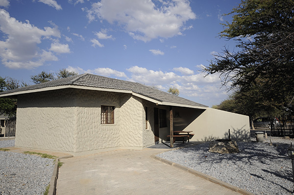 Okaukuejo Bush Chalet