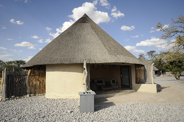 Okaukuejo Waterhole Chalet